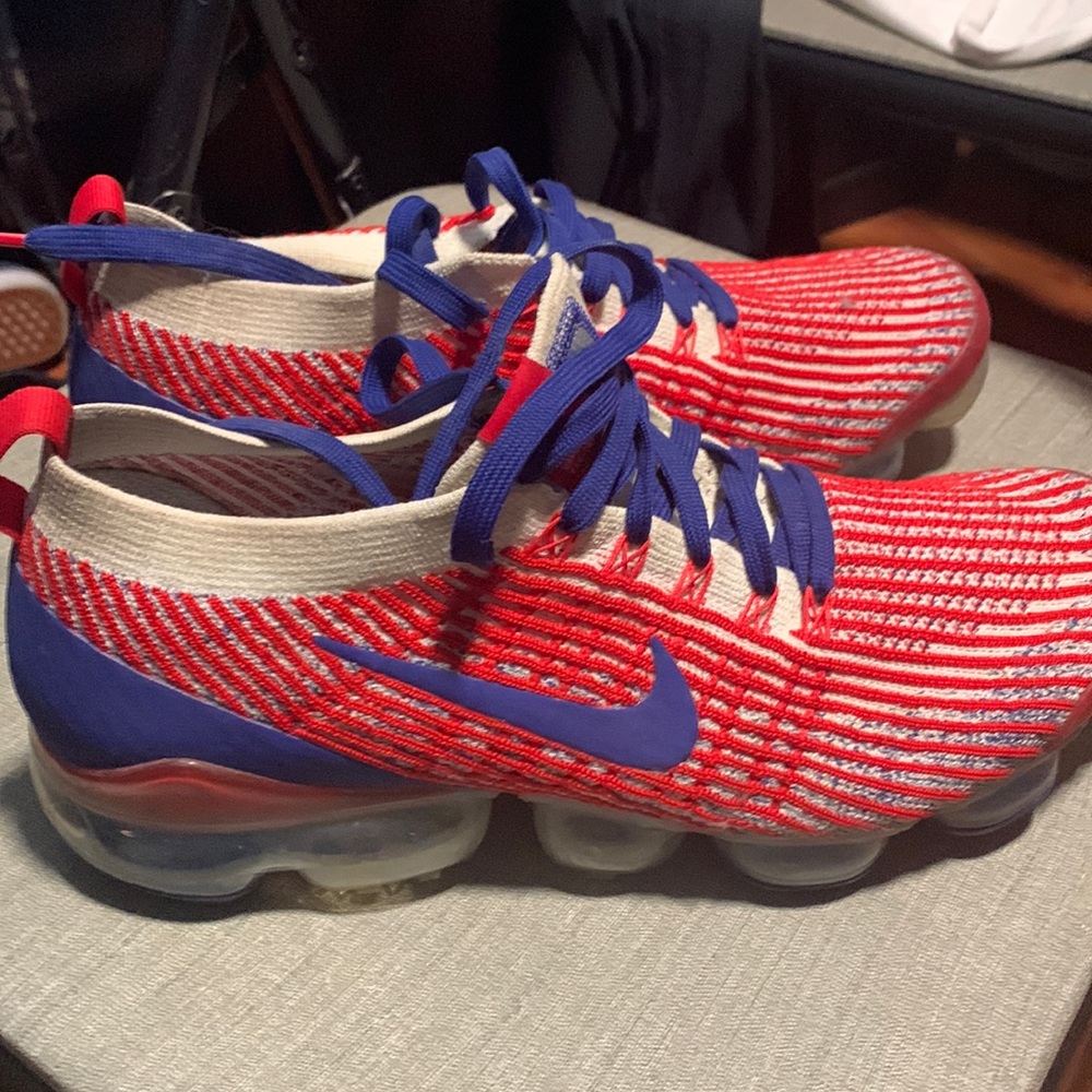 Nike vipormax tennis shoe